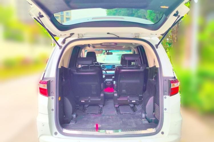 Used Honda Odyssey 2015 Revised Version 2.4L Supreme Edition Trunk