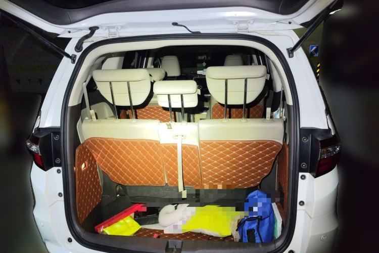 Used Honda Odyssey 2015 Revised 2.4L Luxury Edition Trunk