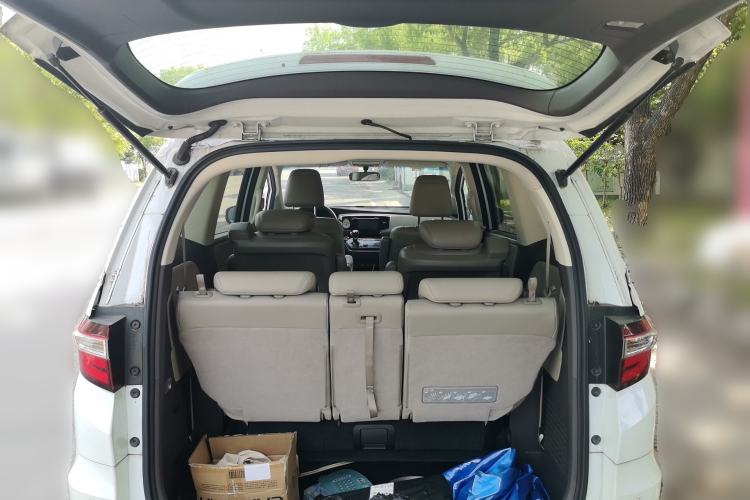 Used Honda Odyssey 2015 Revised 2.4L Luxury Edition Trunk