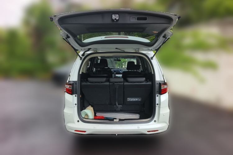 Used Honda Odyssey 2015 Updated Version 2.4L Smart Edition Trunk