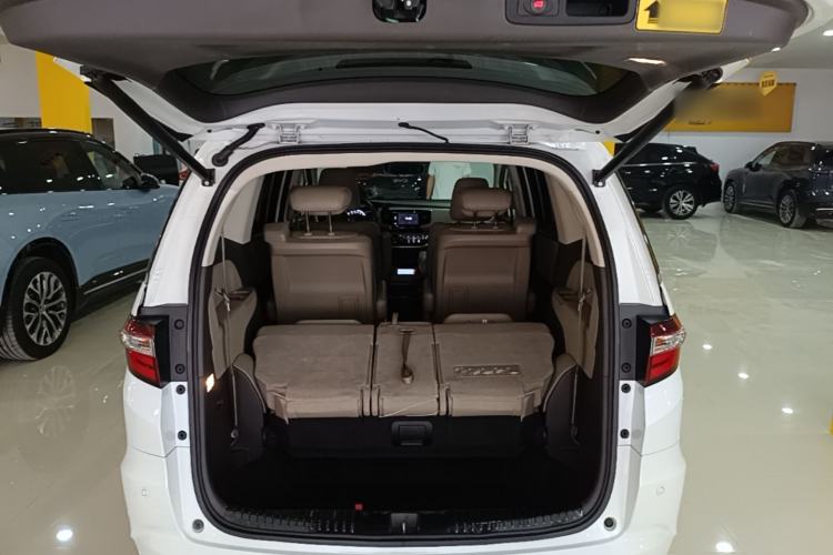 Used Honda Odyssey 2015 2.4L Smart Edition Trunk