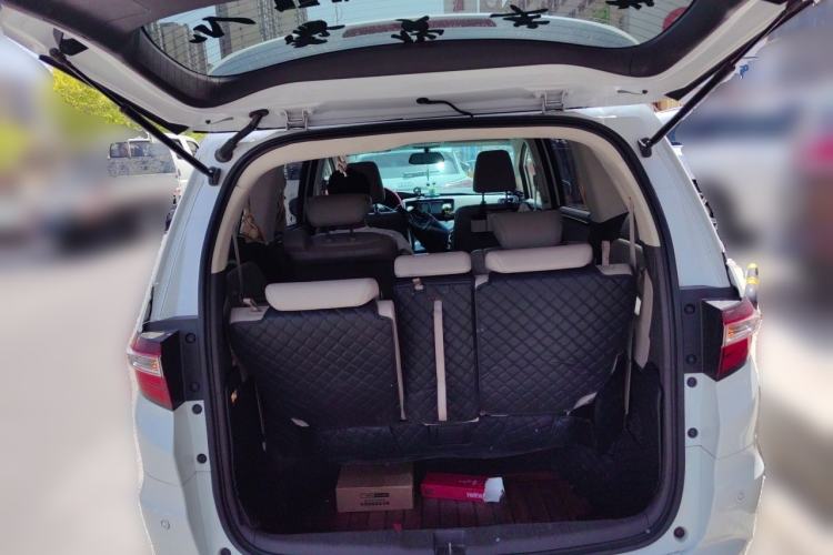 Used Honda Odyssey 2015 2.4L Smart Edition Trunk
