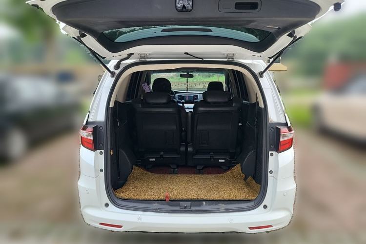 Used Honda Odyssey 2015 Updated Version 2.4L Smart Edition Trunk