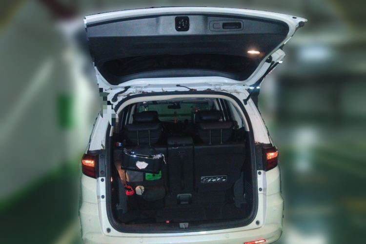 Used Honda Odyssey 2015 Updated Version 2.4L Smart Edition Trunk