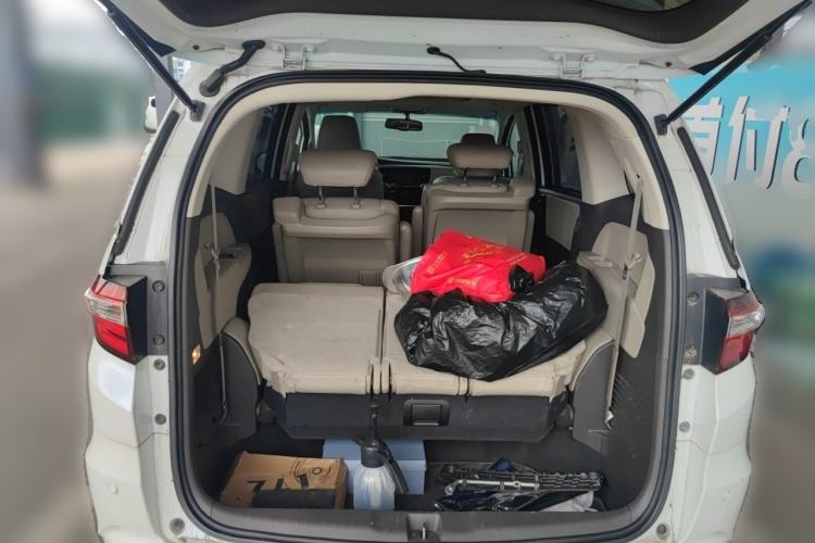 Used Honda Odyssey 2015 2.4L Supreme Edition Trunk