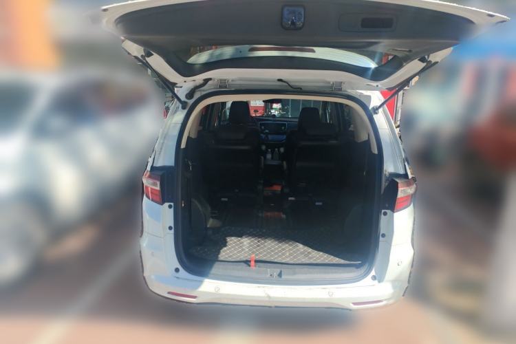 Used Honda Odyssey 2015 Revised Version 2.4L Supreme Edition Trunk