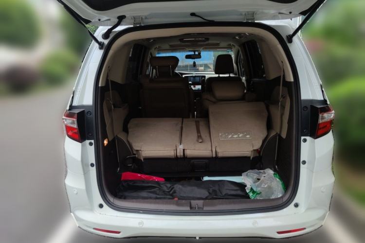 Used Honda Odyssey 2015 2.4L Supreme Edition Trunk