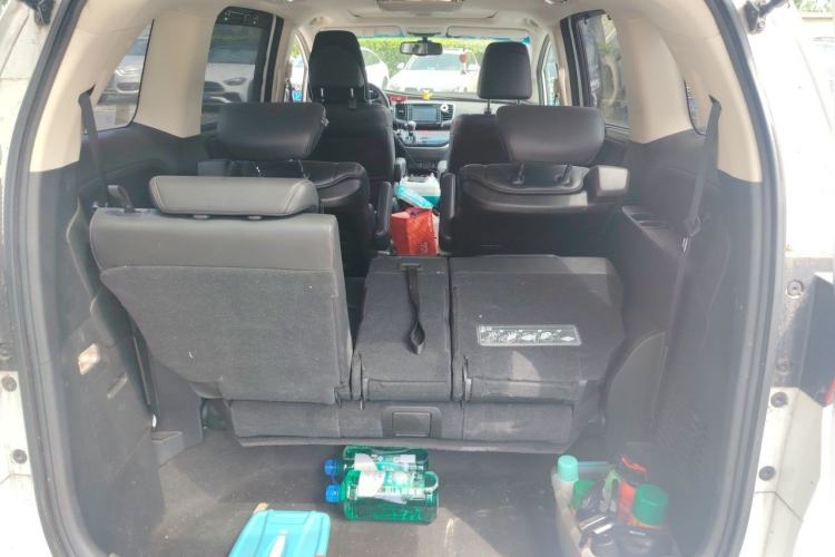 Used Honda Odyssey 2015 2.4L Supreme Edition Trunk