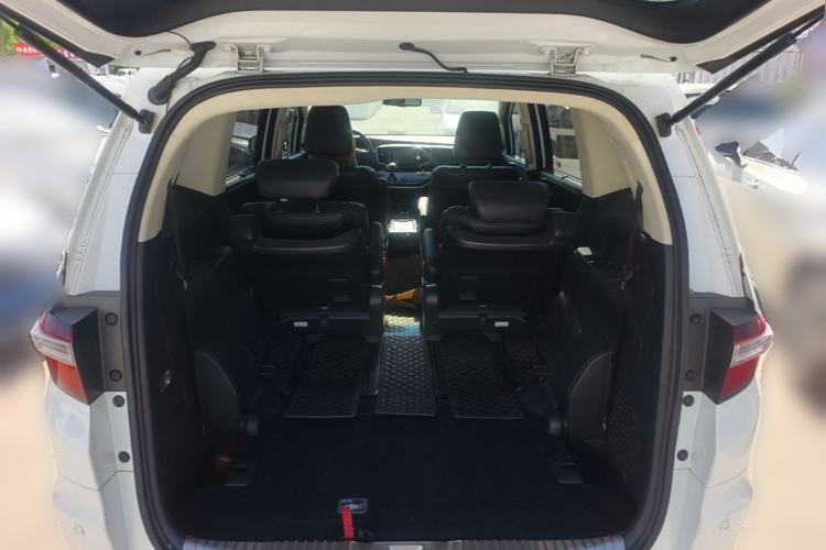Used Honda Odyssey 2015 Revised Version 2.4L Supreme Edition Trunk