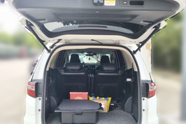 Used Honda Odyssey 2015 Updated Version 2.4L Smart Edition Trunk