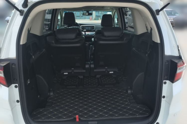 Used Honda Odyssey 2015 Revised Version 2.4L Supreme Edition Trunk