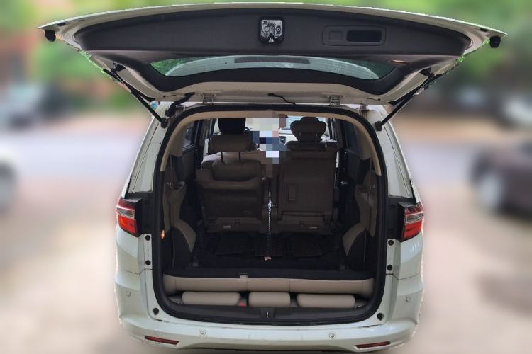 Used Honda Odyssey 2015 Revised Version 2.4L Supreme Edition Trunk