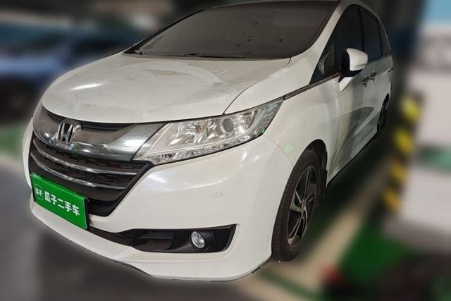 Used Honda Odyssey 2015 Revised 2.4L Luxury Edition