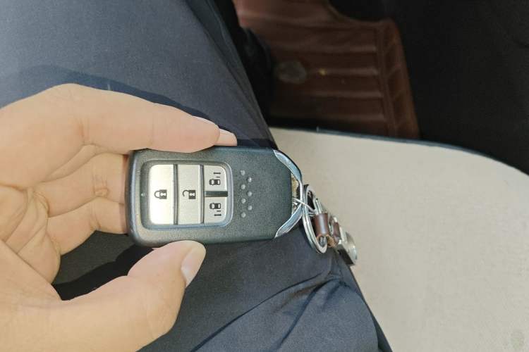 Used Honda Odyssey 2015 2.4L Luxury Edition Vehicle Key