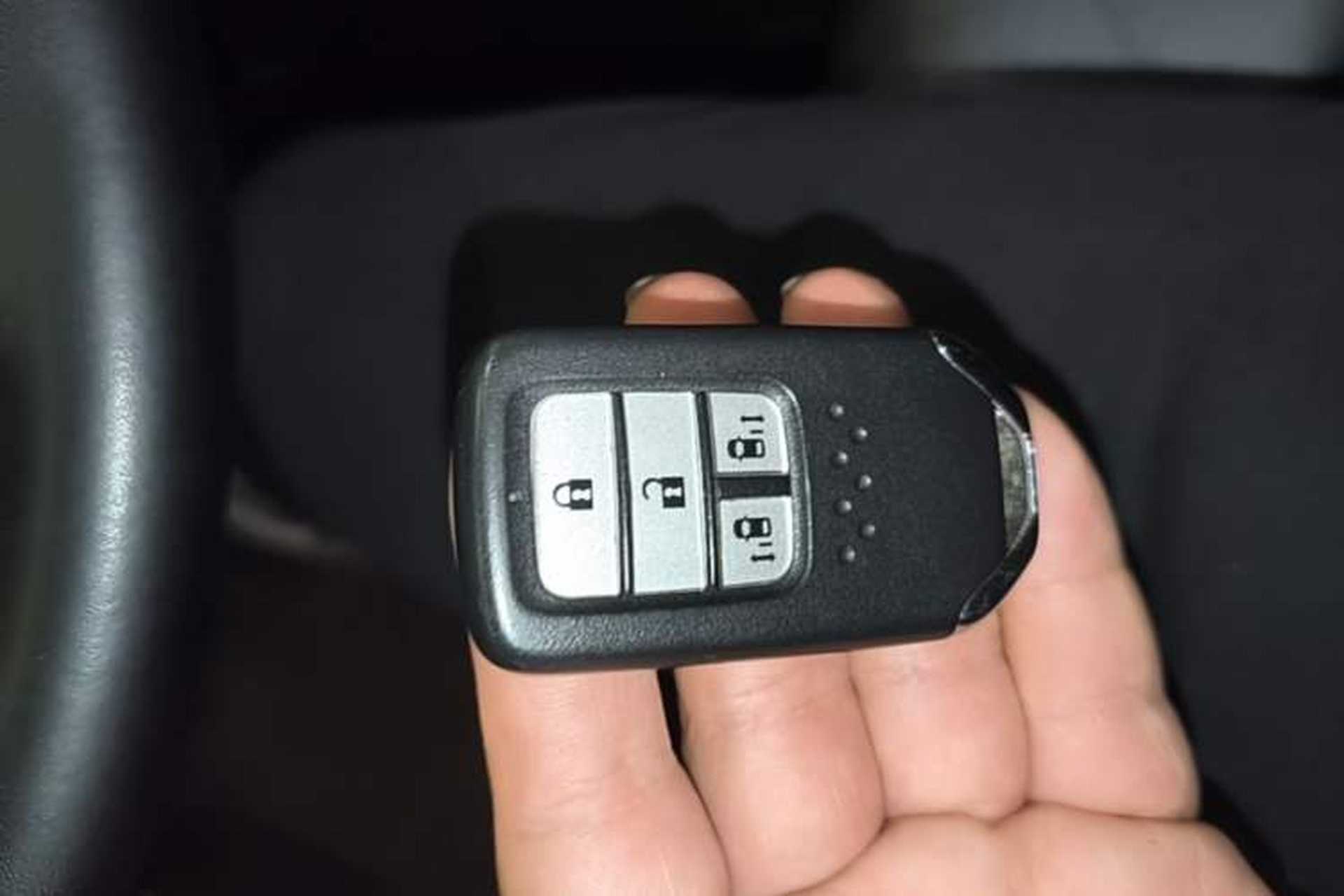 Used Honda Odyssey 2015 2.4L Supreme Edition Vehicle Key