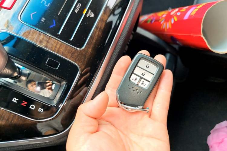 Used Honda Odyssey 2015 Updated Version 2.4L Smart Edition Vehicle Key
