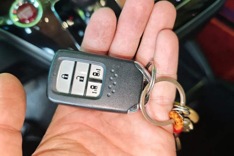 Used Honda Odyssey 2015 2.4L Prestige Edition Vehicle Key