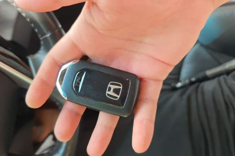 Used Honda Odyssey 2015 2.4L Smart Edition Vehicle Key