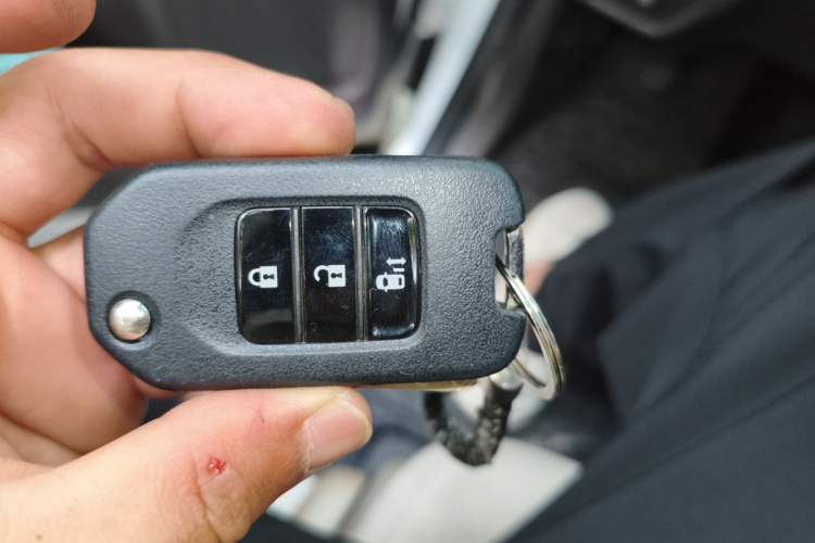 Used Honda Odyssey 2015 2.4L Comfort Edition Vehicle Key