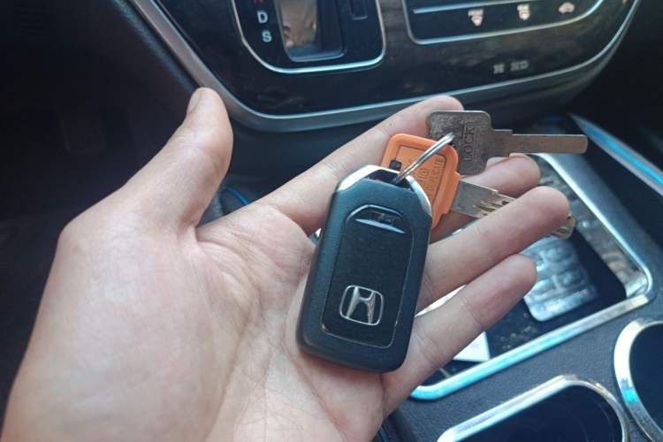 Used Honda Odyssey 2015 Revised 2.4L Luxury Edition Vehicle Key