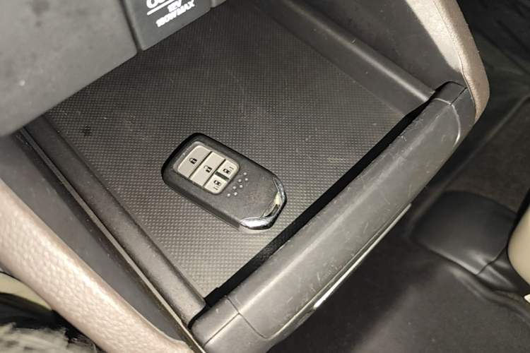 Used Honda Odyssey 2015 2.4L Smart Edition Vehicle Key