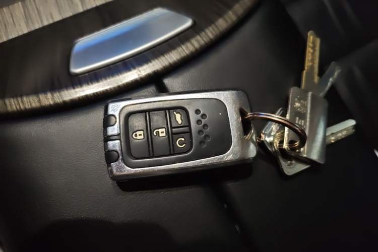 Used Honda Odyssey 2015 Updated Version 2.4L Smart Edition Vehicle Key
