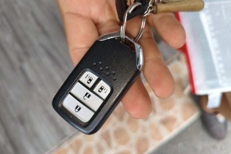Used Honda Odyssey 2015 Updated Version 2.4L Smart Edition Vehicle Key