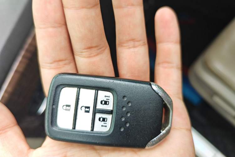 Used Honda Odyssey 2015 2.4L Smart Edition Vehicle Key