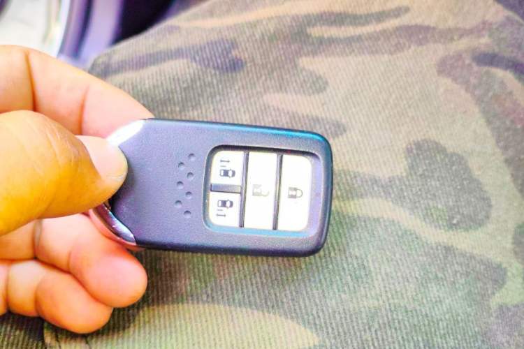 Used Honda Odyssey 2015 Revised Version 2.4L Supreme Edition Vehicle Key