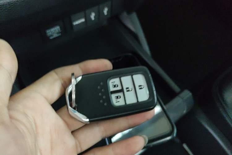 Used Honda Odyssey 2015 2.4L Smart Edition Vehicle Key