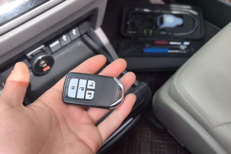 Used Honda Odyssey 2015 2.4L Prestige Edition Vehicle Key