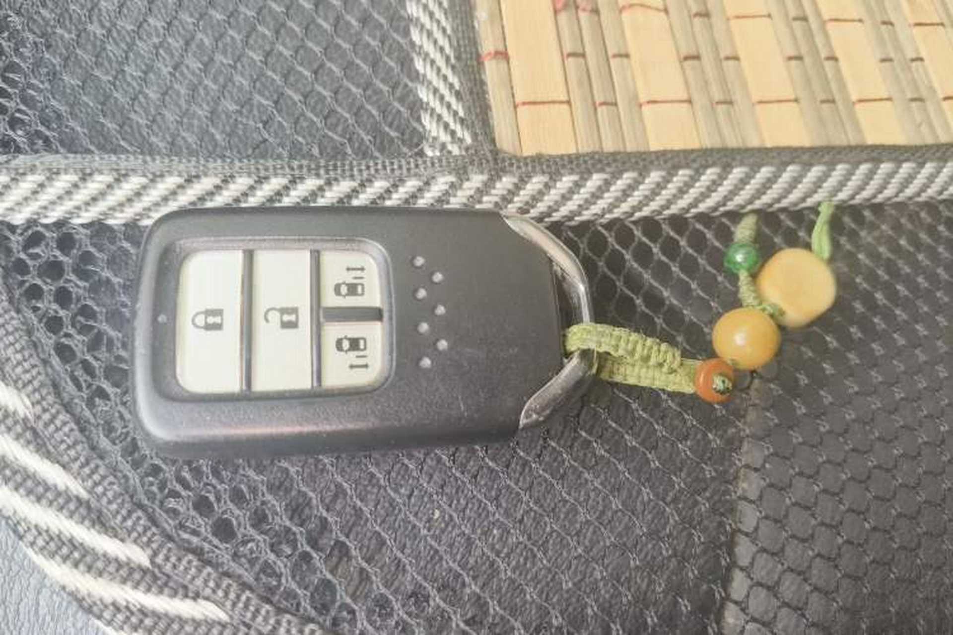 Used Honda Odyssey 2015 Updated Version 2.4L Smart Edition Vehicle Key