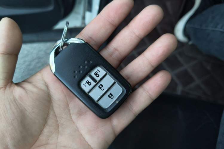 Used Honda Odyssey 2015 2.4L Smart Edition Vehicle Key