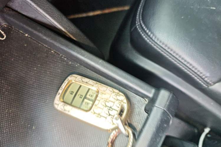 Used Honda Odyssey 2015 2.4L Supreme Edition Vehicle Key