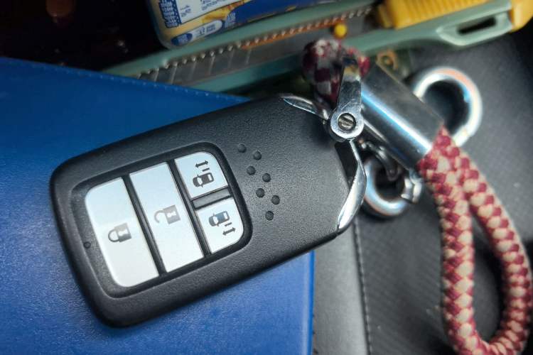 Used Honda Odyssey 2015 Revised Version 2.4L Supreme Edition Vehicle Key