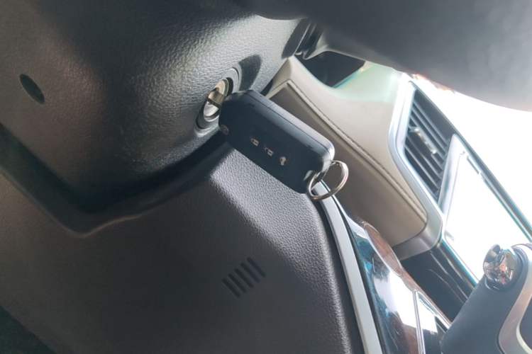 Used Honda Odyssey 2015 2.4L Comfort Edition Vehicle Key
