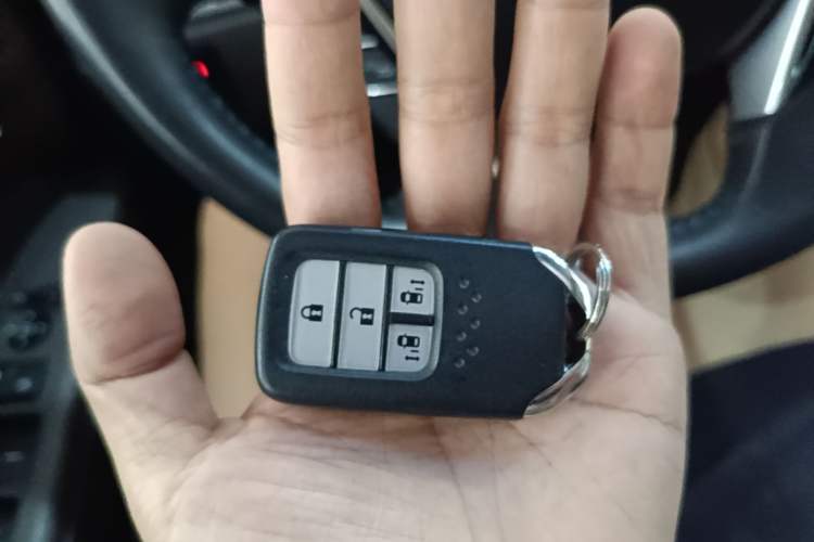 Used Honda Odyssey 2015 2.4L Smart Edition Vehicle Key