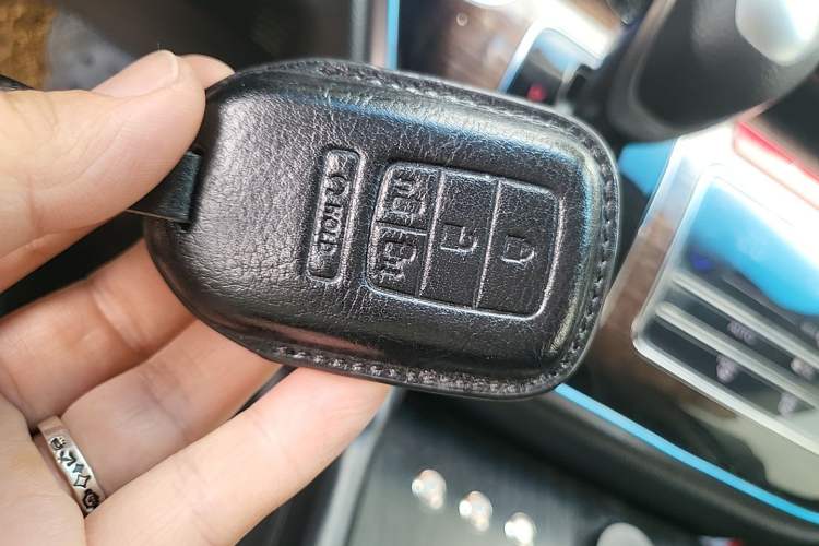 Used Honda Odyssey 2015 Updated Version 2.4L Smart Edition Vehicle Key