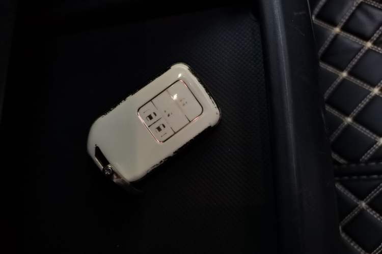 Used Honda Odyssey 2015 Revised Version 2.4L Supreme Edition Vehicle Key