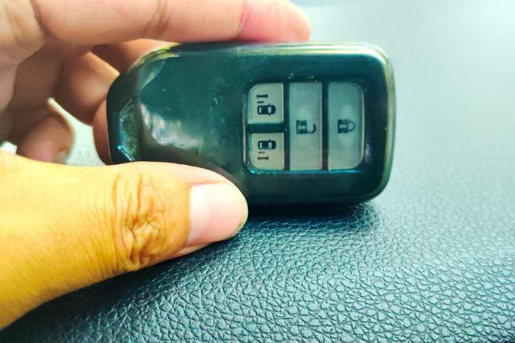 Used Honda Odyssey 2015 Updated Version 2.4L Smart Edition Vehicle Key