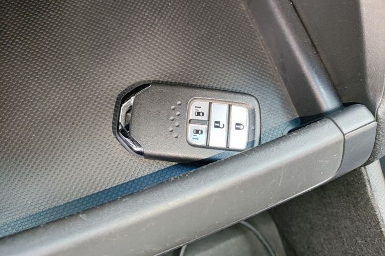 Used Honda Odyssey 2015 2.4L Supreme Edition Vehicle Key
