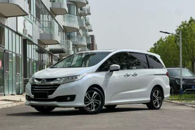 Used Honda Odyssey 2015 2.4L Smart Edition
