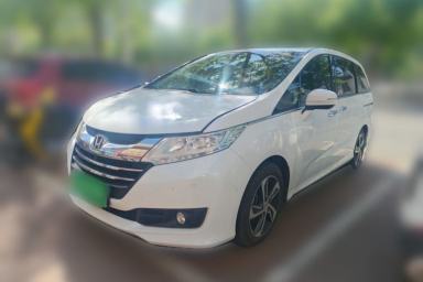 Used Honda Odyssey 2015 Revised Version 2.4L Supreme Edition