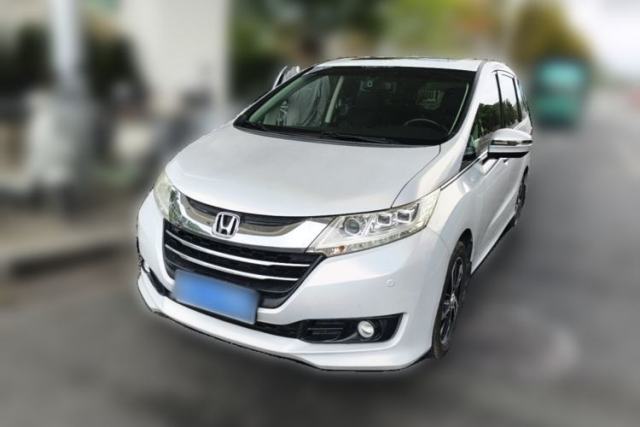 Used Honda Odyssey 2015 Revised 2.4L Luxury Edition