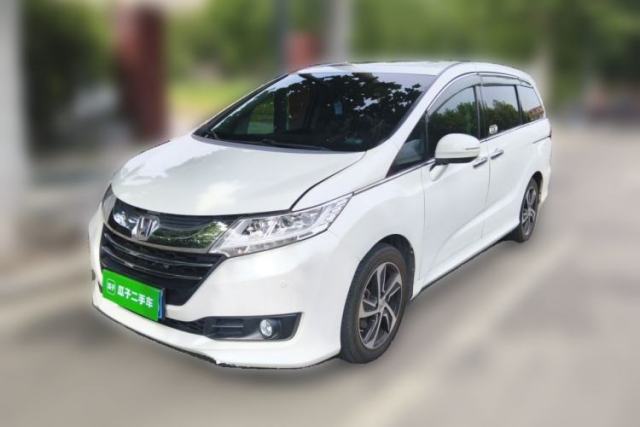 Used Honda Odyssey 2015 Updated Version 2.4L Smart Edition