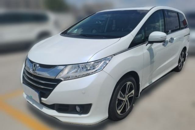 Used Honda Odyssey 2015 Revised Version 2.4L Supreme Edition