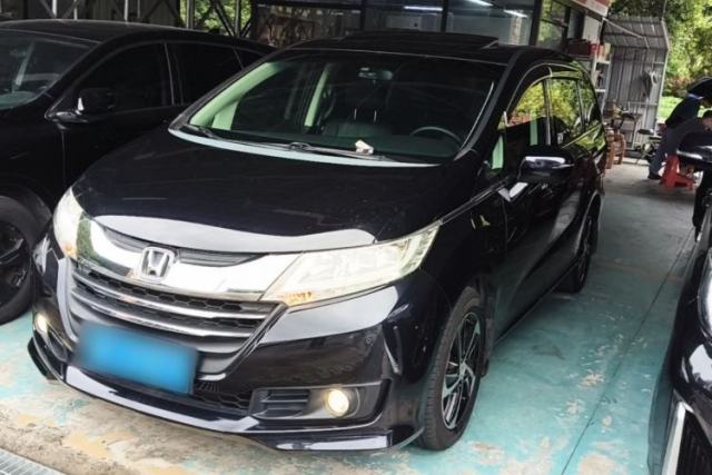 Ojetý Honda Odyssey 2017 2.4L Smart Edition