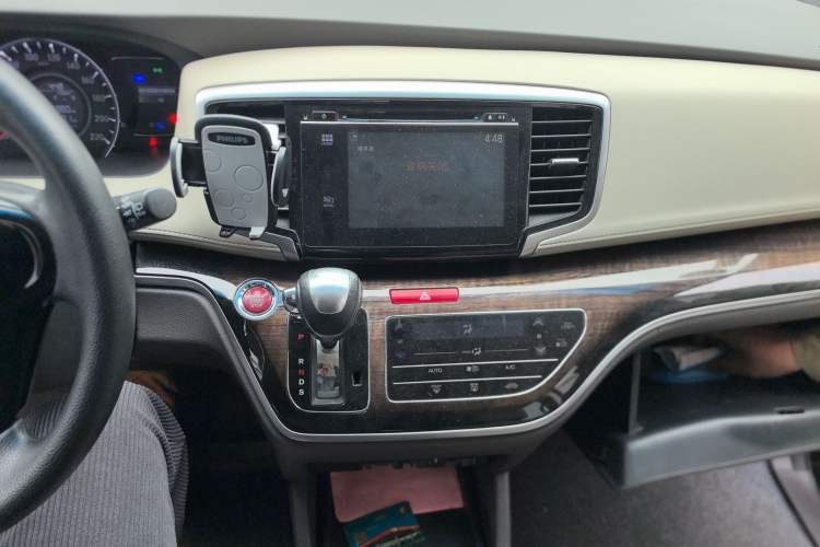 Used Honda Odyssey 2017 2.4L Luxury Edition Audio And AC Panel