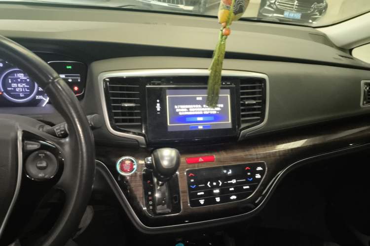 Used Honda Odyssey 2017 2.4L Smart Edition Audio And AC Panel