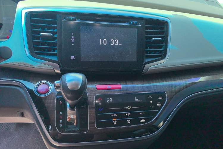 Used Honda Odyssey 2017 2.4L Luxury Edition Audio And AC Panel